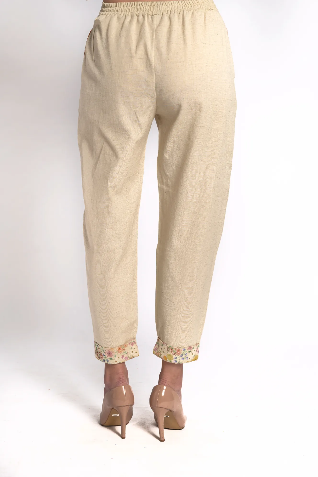 Ditsy Printed Pants