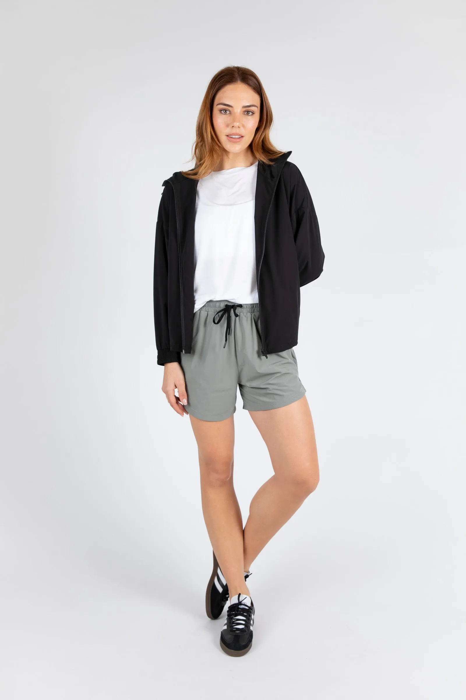 Motion Windbreaker - Black