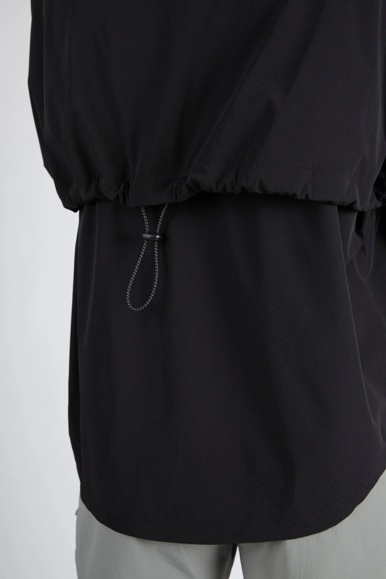 Motion Windbreaker - Black