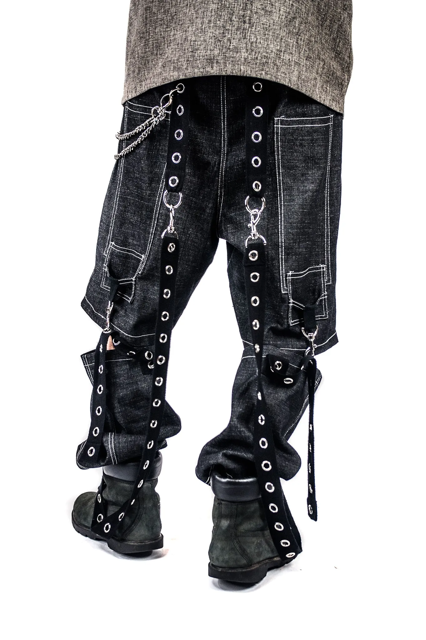 SUSPENDED BONDAGE JEANS