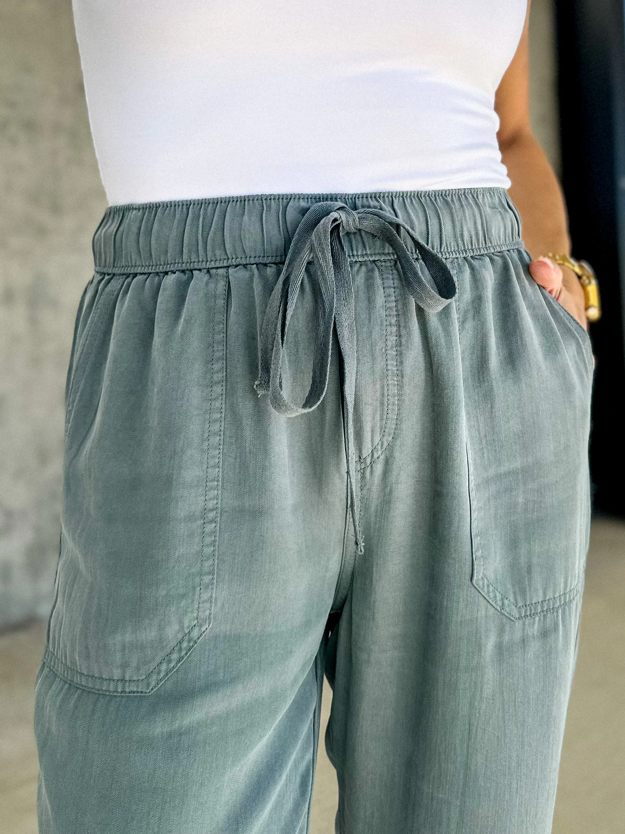 Tapered Straight Drawstring Pants