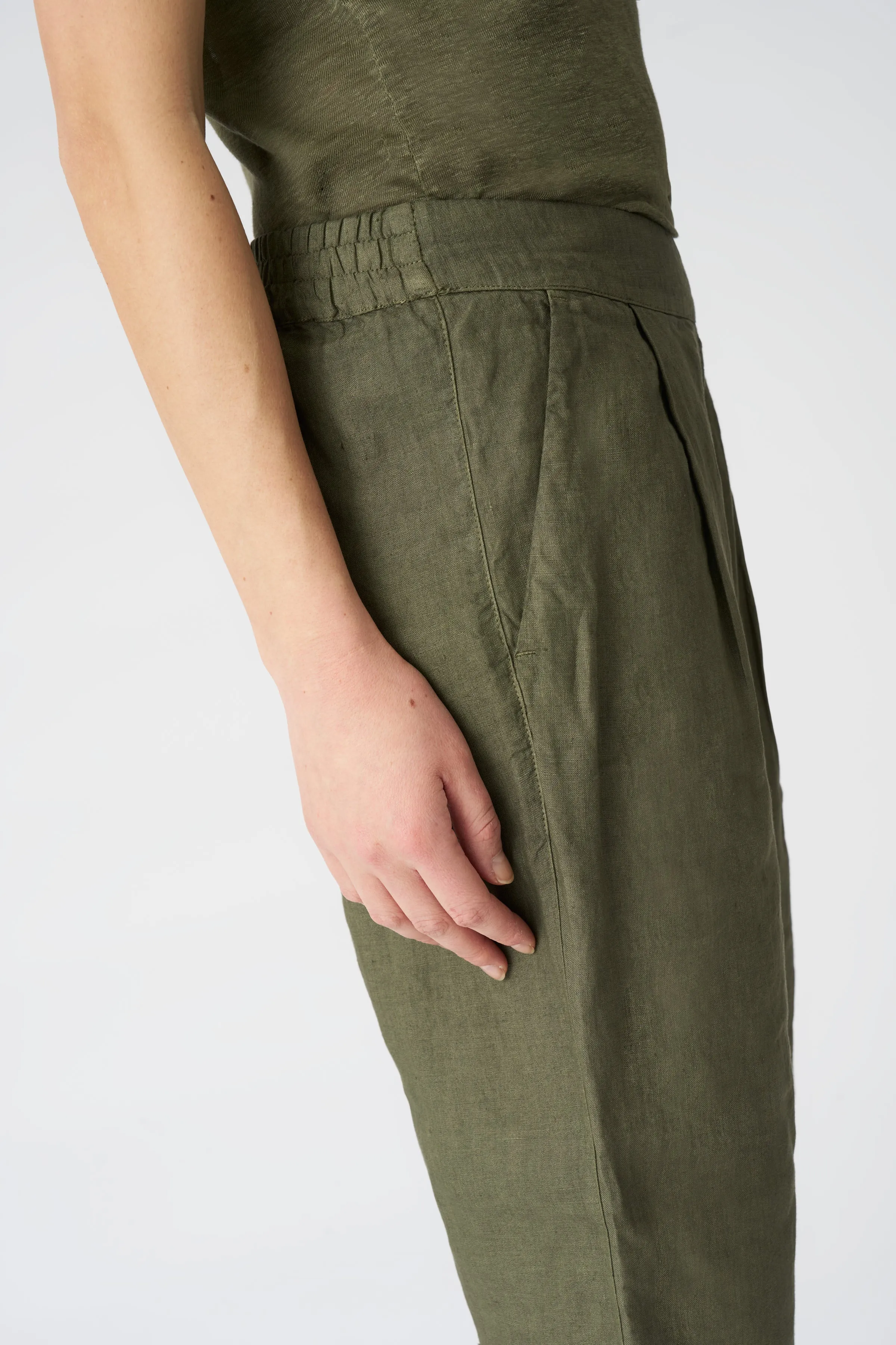 The Alessa Boyfriend Pant